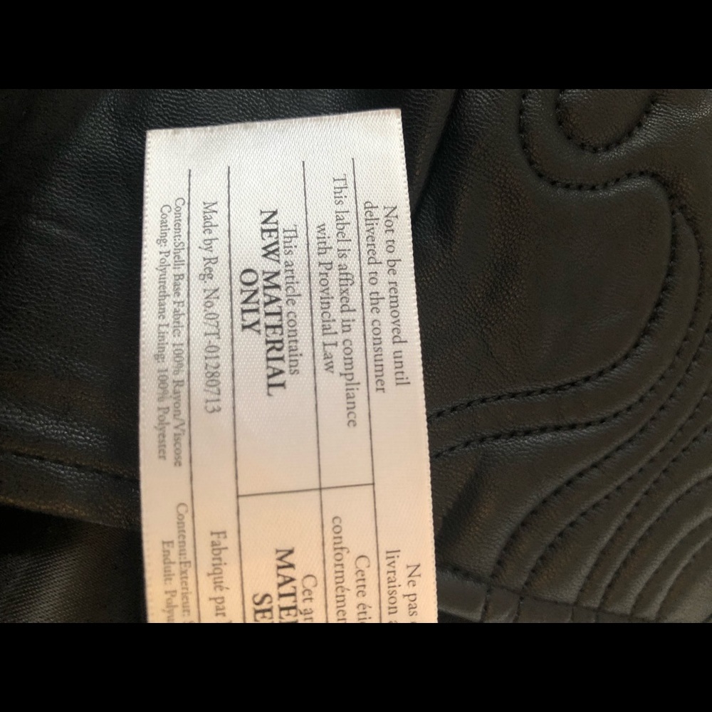 Faux Leather Guess Skirt - Picture 4 of 4